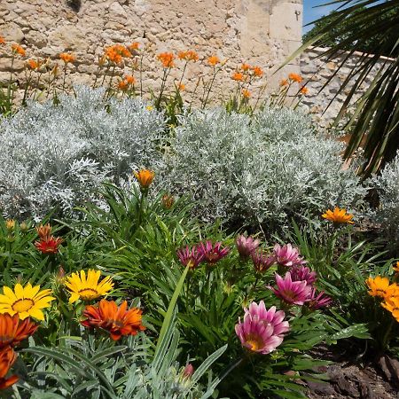 فندق Saint-Yzans-de-Médocفي  Le Logis Du Medoc المظهر الخارجي الصورة